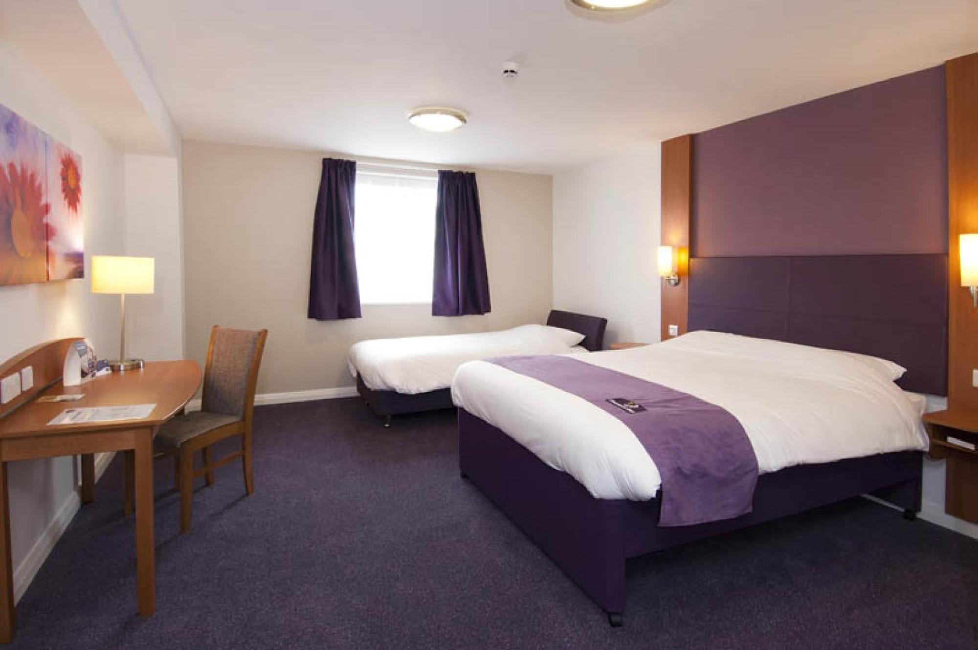 Premier Inn Newcastle - Metro Centre Gateshead Esterno foto