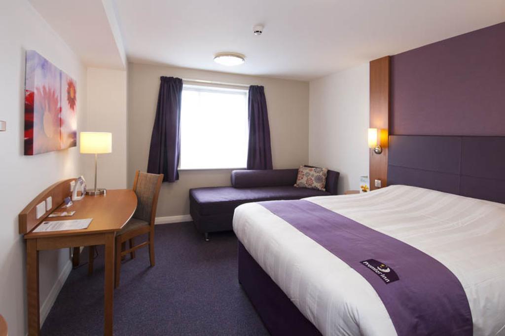 Premier Inn Newcastle - Metro Centre Gateshead Esterno foto